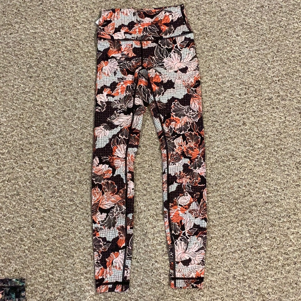 Lululemon leggings
